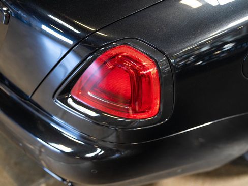 Used 2020 Rolls-Royce Dawn image 41