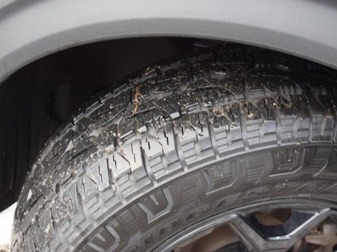 Used 2022 Ford Explorer Timberline image 13