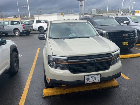 Used 2024 Ford Maverick Tremor w/ Tremor Off-Road Package image 13