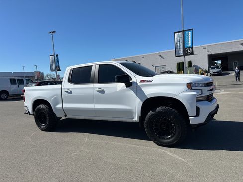 Used 2019 Chevrolet Silverado 1500 RST w/ All-Star Edition image 2