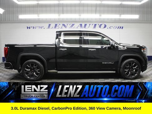 Used 2022 GMC Sierra 1500 Denali w/ Denali Carbonpro Edition AWD/4WD image 1