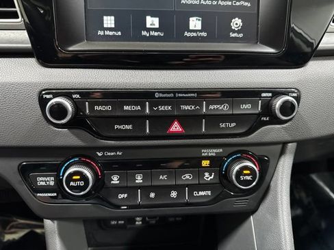 Used 2018 Kia Niro FE FWD image 18