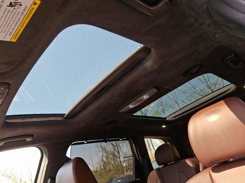 Used 2024 Kia Telluride SX Prestige AWD/4WD image 14