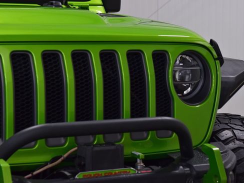 Used 2019 Jeep Wrangler Unlimited Rubicon AWD/4WD image 11
