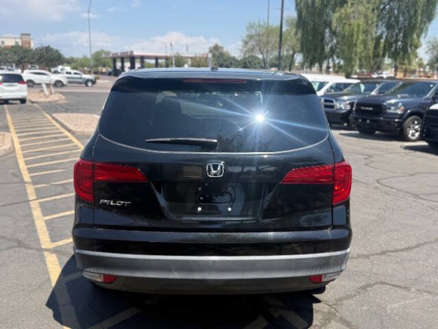 Used 2017 Honda Pilot EX-L image 4