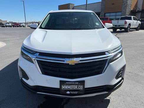 Used 2023 Chevrolet Equinox LT w/ Driver Convenience Package AWD/4WD image 2