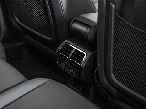 Used 2022 Audi Q3 2.0T Premium Plus image 18