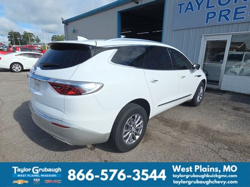Used 2022 Buick Enclave Premium FWD image 6