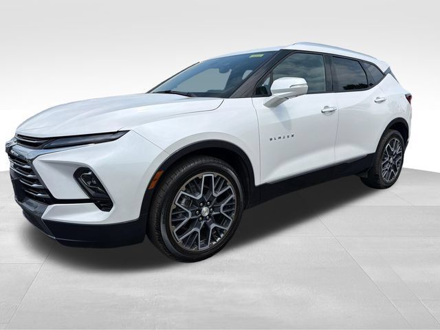 Used 2025 Chevrolet Blazer Premier w/ Driver Confidence II Package AWD/4WD 360° Tour