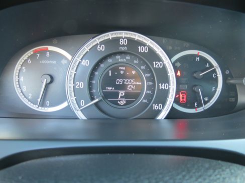 Used 2016 Honda Accord LX image 10