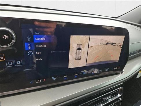 New 2026 Chevrolet Traverse LT w/ Driver Confidence Package image 14