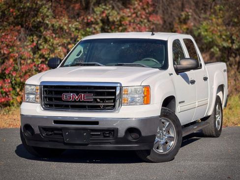 Used 2011 GMC Sierra 1500 4x4 Crew Cab Hybrid image 3