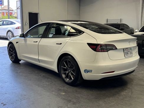 Used 2021 Tesla Model 3 Long Range AWD/4WD image 2