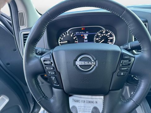 Used 2023 Nissan Frontier SV w/ Technology Package image 13