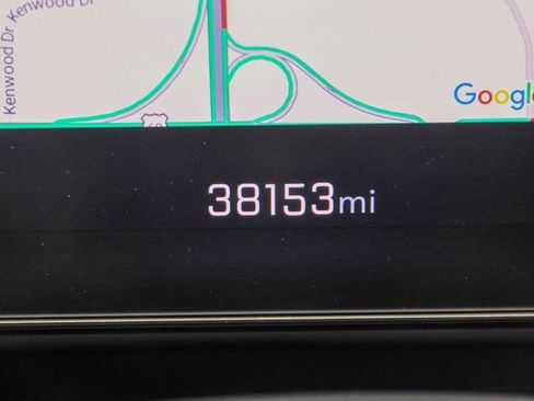 Used 2025 Chevrolet Tahoe Z71 image 34