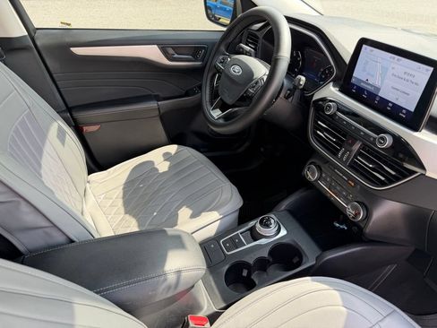Used 2022 Ford Escape SE w/ Convenience Package FWD image 18