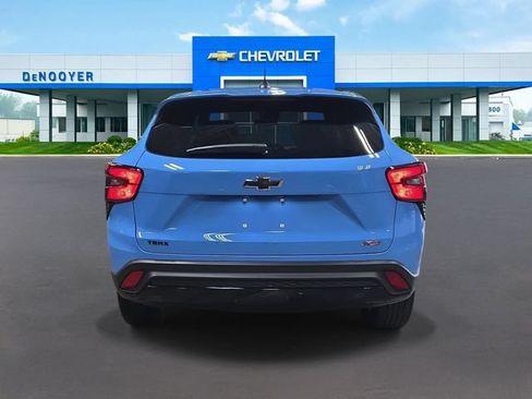 Used 2024 Chevrolet Trax RS w/ Driver Confidence Package FWD image 8