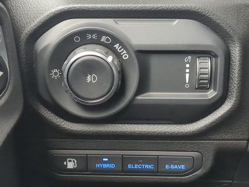 Used 2025 Jeep Wrangler Unlimited Sport S 4xe AWD/4WD image 24