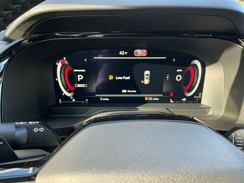 New 2026 Nissan Pathfinder SL image 22