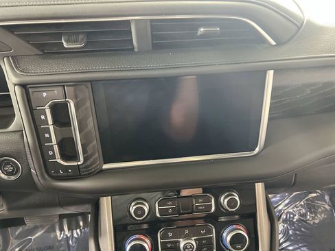 Certified 2023 GMC Yukon Denali AWD/4WD image 12
