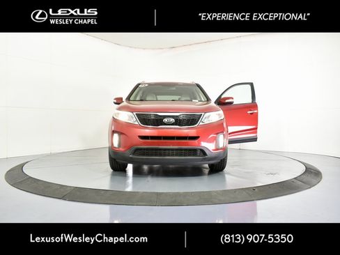 Used 2015 Kia Sorento LX image 40