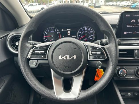Used 2024 Kia Forte LXS image 18