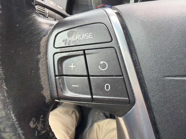 Used 2011 Volvo XC60 T6 AWD/4WD image 29