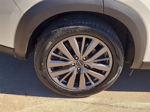 Certified 2023 Nissan Pathfinder SL w/ SL Premium Package image 6