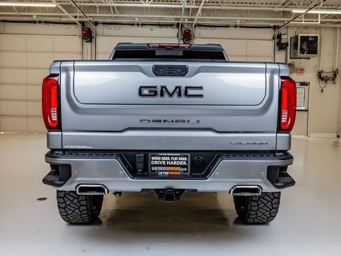Used 2023 GMC Sierra 1500 Denali Ultimate AWD/4WD image 8