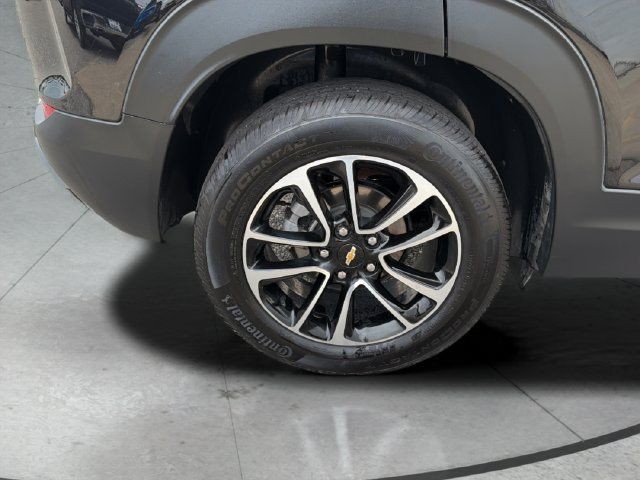 Used 2025 Chevrolet TrailBlazer LT FWD image 29