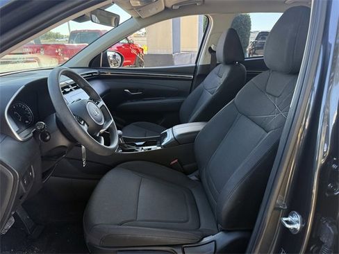 Used 2024 Hyundai Tucson SE image 23