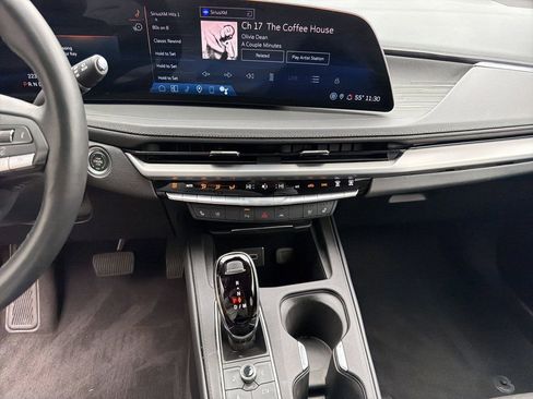 Certified 2025 Cadillac XT4 Premium Luxury w/ Technology Package image 30