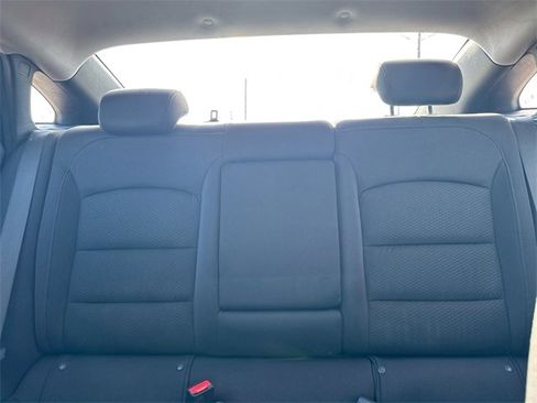 Used 2023 Chevrolet Malibu LT image 29