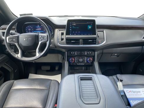 Certified 2022 Chevrolet Tahoe Z71 w/ Luxury Package AWD/4WD image 16