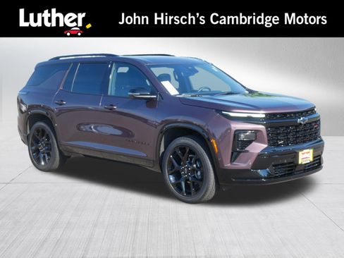 Used 2024 Chevrolet Traverse RS FWD image 1