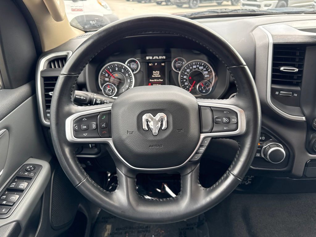 Used 2020 RAM 1500 Big Horn AWD/4WD image 28