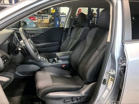 Used 2025 Subaru Outback Premium AWD/4WD image 25
