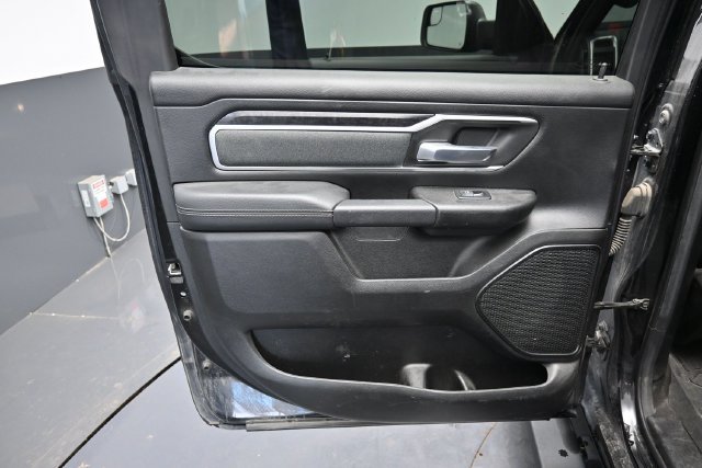 Used 2022 RAM 1500 Big Horn AWD/4WD image 37