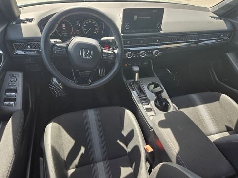 Used 2025 Honda Civic Sport image 12
