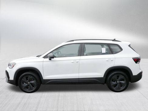Certified 2025 Volkswagen Taos S FWD image 4