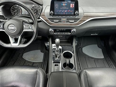 Used 2020 Nissan Altima 2.5 SL FWD image 15