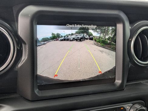 Used 2023 Jeep Wrangler Unlimited Rubicon 392 w/ Xtreme Recon 35" Tire Package AWD/4WD image 12