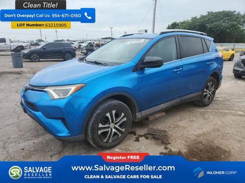 Used 2016 Toyota RAV4 LE image 1