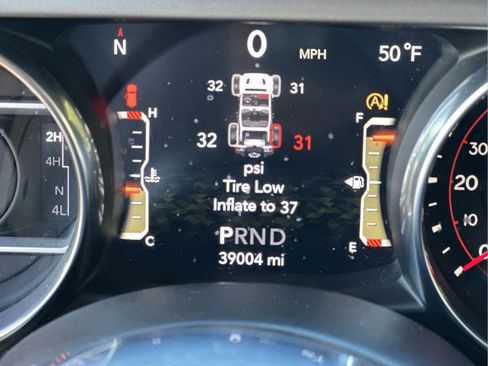 Used 2019 Jeep Wrangler Rubicon w/ Steel Bumper Group image 12