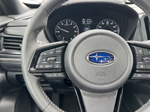 Used 2025 Subaru Forester Premium AWD/4WD image 28