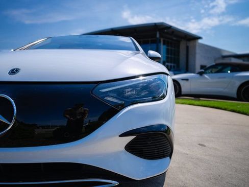 Certified 2023 Mercedes-Benz EQE 350+ 4MATIC Sedan image 4