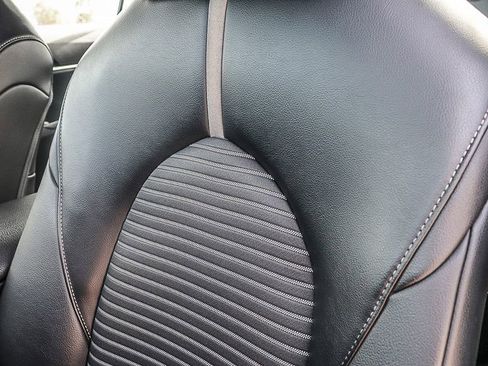 Used 2022 Toyota Camry SE image 24