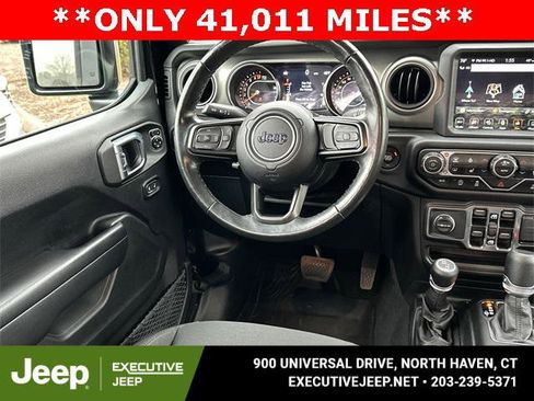Certified 2021 Jeep Gladiator Willys image 24