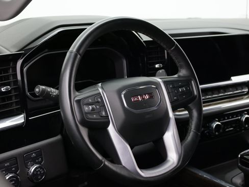 Used 2023 GMC Sierra 1500 Elevation w/ Preferred Package AWD/4WD image 11