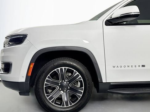 Used 2022 Jeep Wagoneer Series III image 10